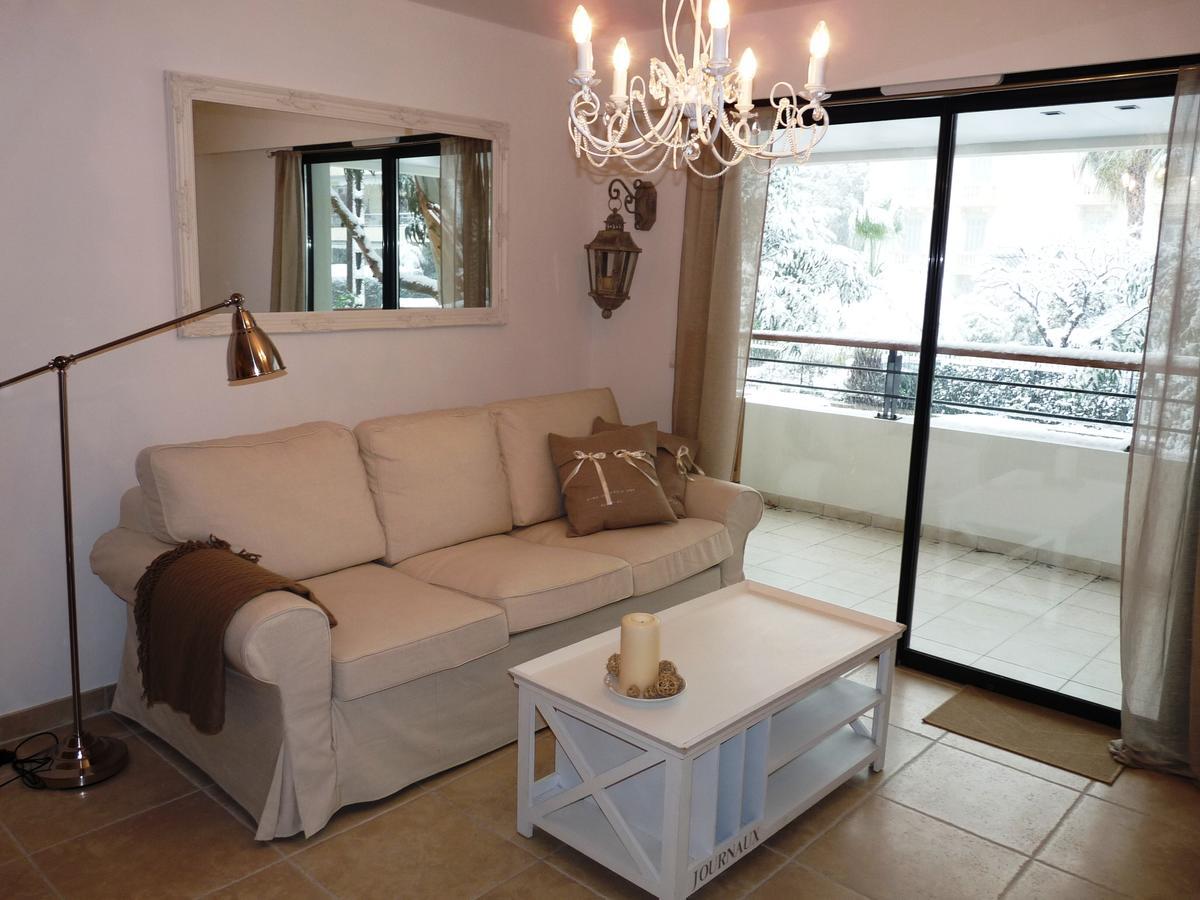 Appartement Elegant Two Bedroom With Modern Design And Terrace Close To Beaches And Center 546 *